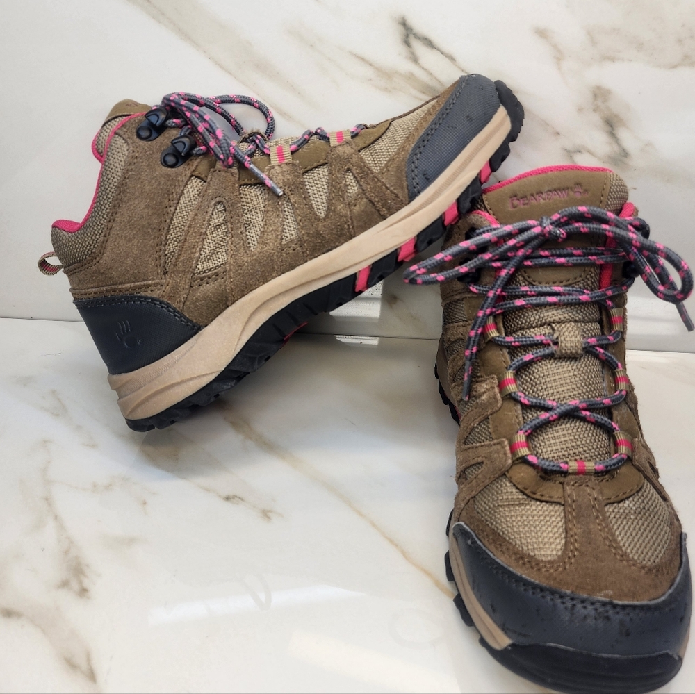 BEARPAW Womens Size 5 Pine Creek Hiking Boots Shoes